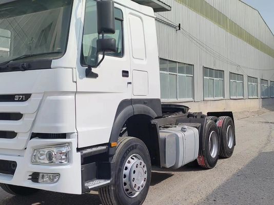 6-L handgeschakelde Sinotruk HOWO 6*4 trekker voor het vervoer van zware lading
