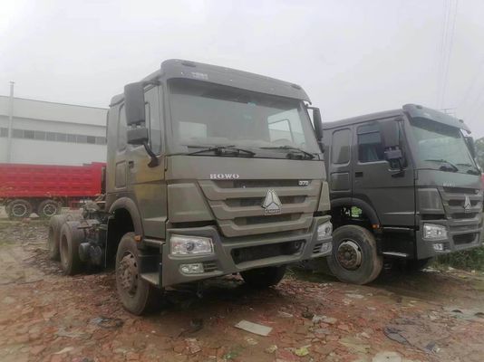 Handgeschakelde transmissie Grijs Sinotruk Zware vrachtwagen 6*4 Trakter Truck Buisloos bandenontwerp
