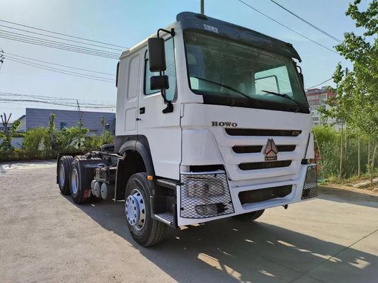 6×4 aandrijflijn Sinotrck HOWO Traktortruck met 1 jaar service na verkoop