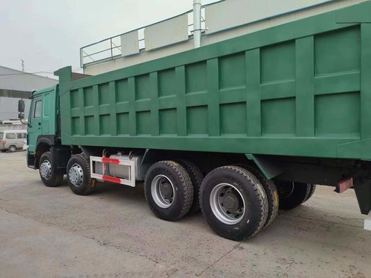 Reifen 12.00r20 ECE gecertificeerd Sinotruk HOWO 8 x 4 Tweedehands dumptruck Groen