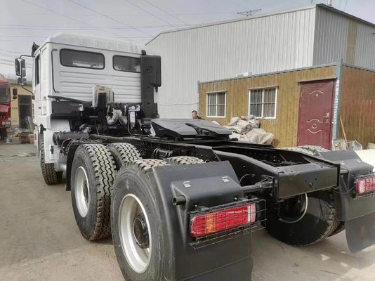 Shacman F3000 6X4 Heavy Head Tractor Truck met comfortabele cabine en radiale banden