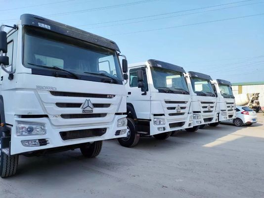 Naverkoopservice 1 jaar gebruikt HOWO 6X4 400L High Horsepower Tractor Truck 12r22.5