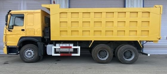 Handgestuurde Sinotruck HOWO 40 ton 6X4 10 wiel dumptruck voor prestaties