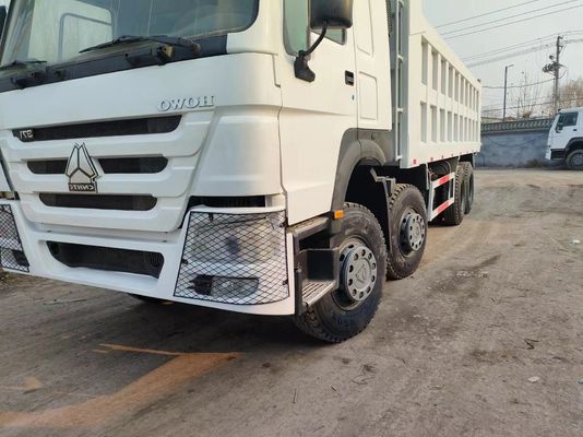 Bandenontwerp Radial Sinotruck HOWO 6*4 Trekkende aanhangwagen Truck Front Lifting Style