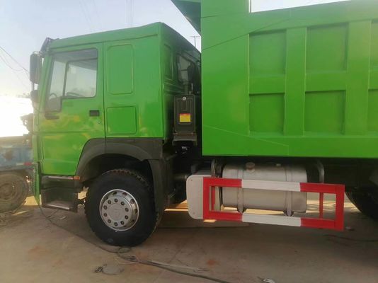 Handgeschakelde transmissie type 12.00r20 band tweedehands Sinotruck HOWO 6*4 Dump Truck 10 banden