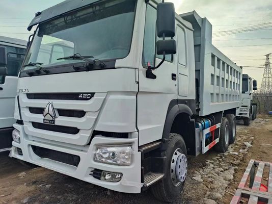 Sinotruck 6X4 Traktortruck zware vrachtwagen met handgeschakelde transmissie en band 12.00r20