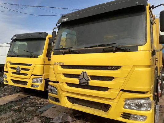 Gele Sinotruck HOWO 6*4 Diesel Truck 351-450 pk Voorste Lifting Style Tweedehands Truck