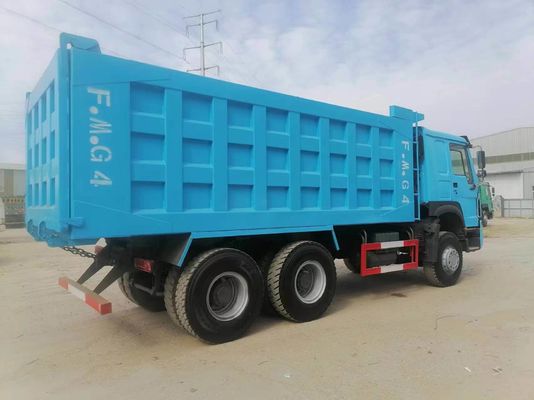 Sinotruk 6X4 HOWO Dump Truck Hw15710 10 Voorwaarts en 2 Achterwaarts met Radial Tire Design