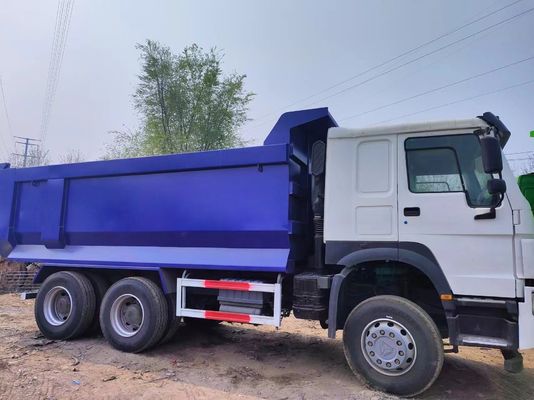 10 banden Wit U-type dumptruck Sinotruck HOWO 6*4 in wit en blauw voor stoelen ≤5