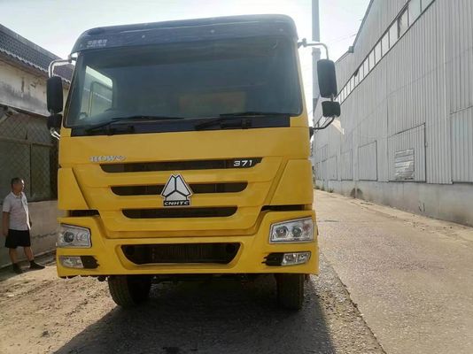 6-8L motorcapaciteit Gebruikte Sinotruck HOWO 6*4 Dump Truck 10 banden 20-30 ton Geel