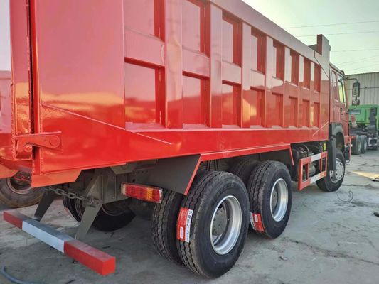 Rode kleur Sinotruk HOWO 6X4 351 450 pk Dump Truck handgeschakelde transmissie type 8×4 aandrijflijn
