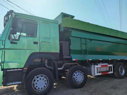 Radialbandenontwerp Sinotruk HOWO Groen 8*4 U-type dumptruck 12 wielen Transport