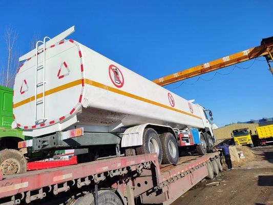 Tankwagen met een motorcapaciteit van 8 liter voor het vervoer van olie, gas en diesel