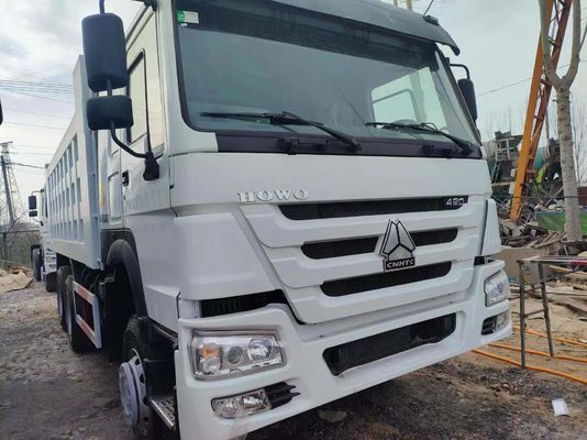 Hoogwaardige HOWO 6X4 zware dumptruck met 18 kubieke meter en 351-450 pk
