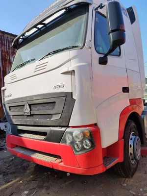 Sinotruk Howoa7 Traktor Truck hoofd met Weichai motor 6800x2500x3500mm en efficiëntie