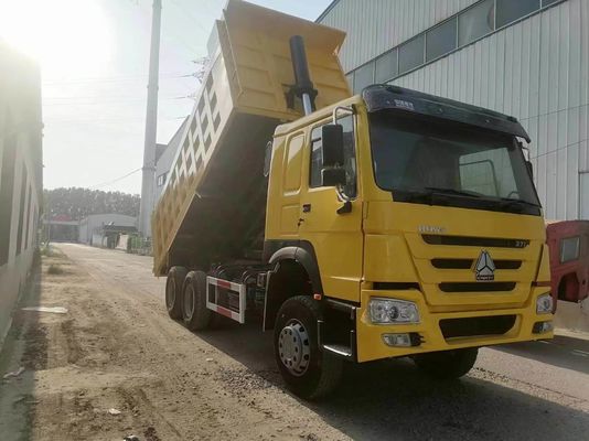 HOWO Sinotruk 460HP Dump Trucks Benzine Auto Gebruikte Good Fuel Truck 6-8L Motorcapaciteit