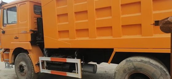 Gebruikte HOWO 6*4 10wieler 371HP dumptruck met 6-8L motorcapaciteit en 10 wielen