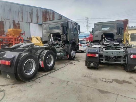 Sinotruk HOWO 6*4 trekker met handgeschakeld type in uitstekende staat