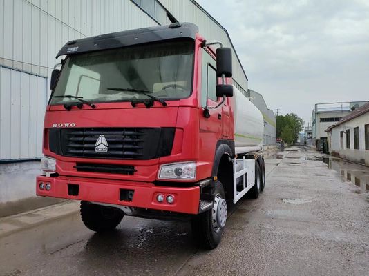 20000 liter 4 compartimenten HOWO 6X4 brandstoftankwagen voor olieopslag