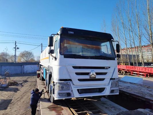 HOWO 8*4 Fuel Oil Tank Truck met en 1 jaar naverkoopservice