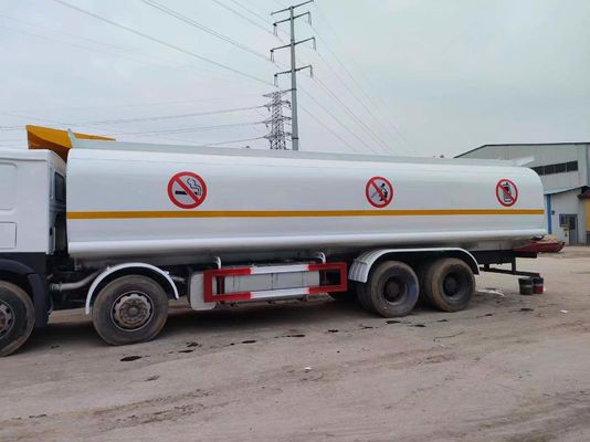Gebruikte HOWO 8*4 Fuel Oil Tank Truck 20000L Euro 3/4/5 voor uw bouwprojecten
