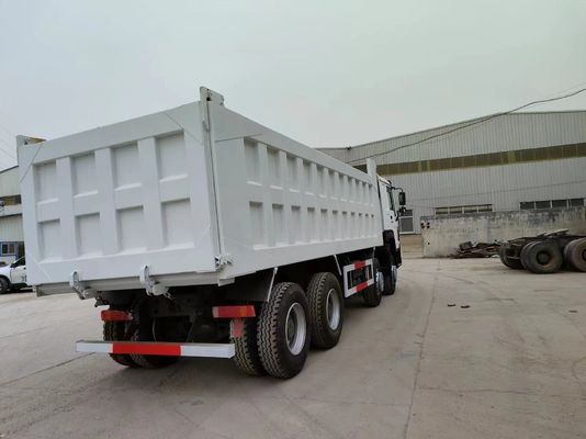 Radial bandenontwerp 375 pk Sinotruk 12 wielen HOWO 8 * 4 dumper voor wit transport