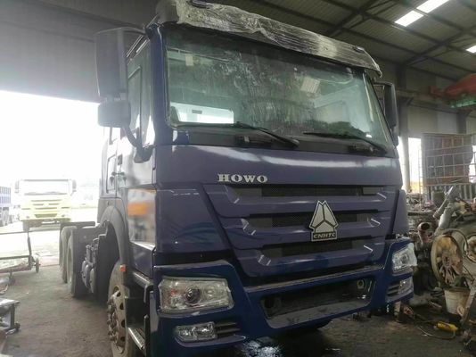 Sinotruk HOWO 6*4 trekkertruck met 4-6L motorcapaciteit uit China in goede staat