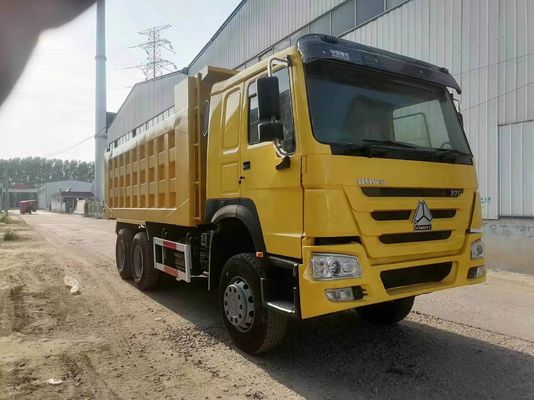 Dump Truck 10 Wheeler Yellow HOWO Sinotruk 6X4 Mining Truck met 351-450 pk