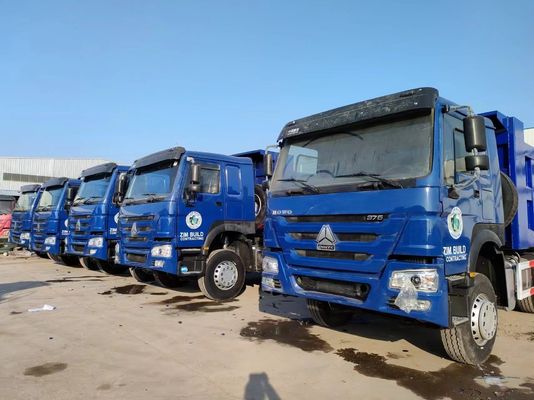 Handgeschakelde transmissie type 6×4 aandrijving Wiel Sinotruck HOWO Blauwe dumptruck 10 banden