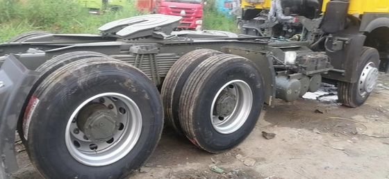 6X4 HOWO Traktortruck 420 pk Tweedehands trekkerkop met en 351-450 pk