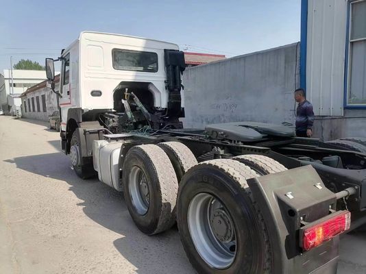 Trailer voor houtvervoertrucks met ISO-gecertificeerde banden en een motorcapaciteit van 6-8 liter