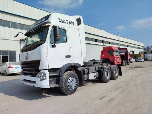 6800x2500x3500mm Sinotruk Howoa7 Tractor Truck Head Truck met 6×4 aandrijflijn