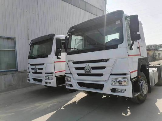 Handgeschakelde transmissie type 420 pk Sinotruk HOWO 6*4 Traktortruck met Weichai motor