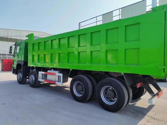 Sinotruk HOWO 8*4 Dump Truck 375HP Groen Kleur 10500 x 2600m x 3400mm