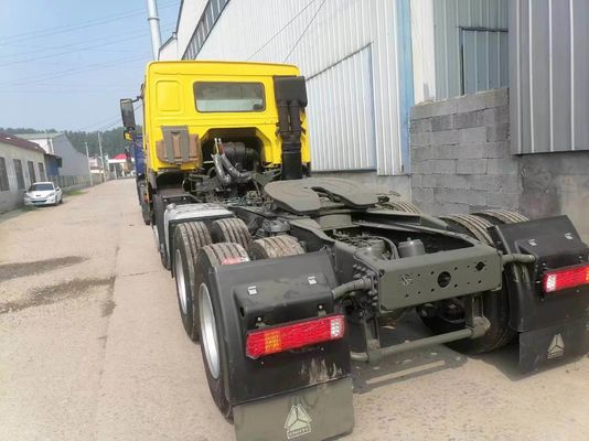 Sinotruk Traktor Truck 6*4 Gele kleur gebruikt vanaf 6-8L motorcapaciteit
