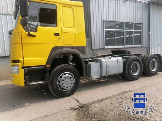 Sinotruk Traktor Truck 6*4 Gele kleur gebruikt vanaf 6-8L motorcapaciteit