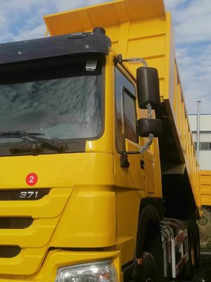 6X4 aandrijflijn HOWO Truck 371 Tipper Gebruikte dumptrucks met een motorcapaciteit van 6-8L