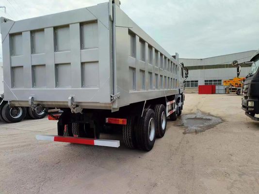 Heavy Duty Gebruikte vrachtwagens Manuele transmissie Type 6X4 Dumper Tipper Tipping Dump Truck