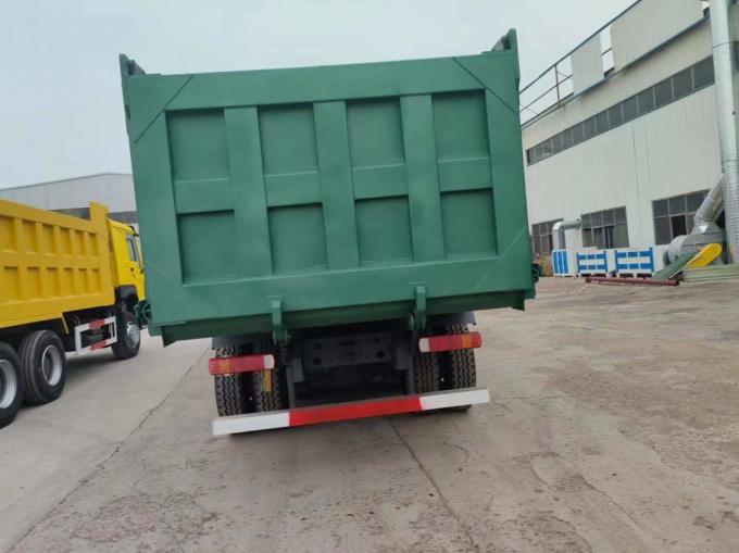 Sinotruk HOWO 8× 4 12 Wheels Dump Truck Secondhand Truck Green Color.